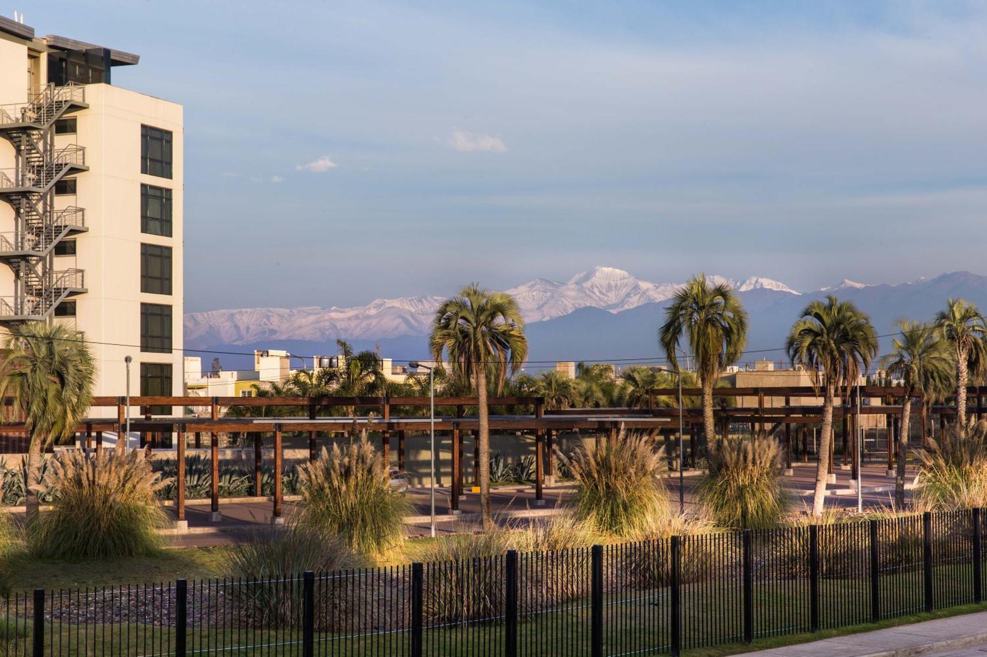 Hotel Esplendor by Wyndham Mendoza Exterior foto